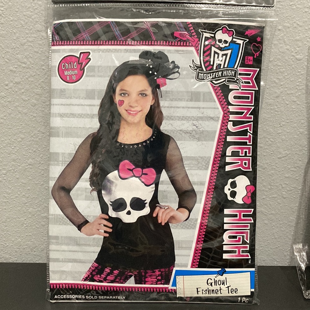 Monster High - Picture 3 of 9